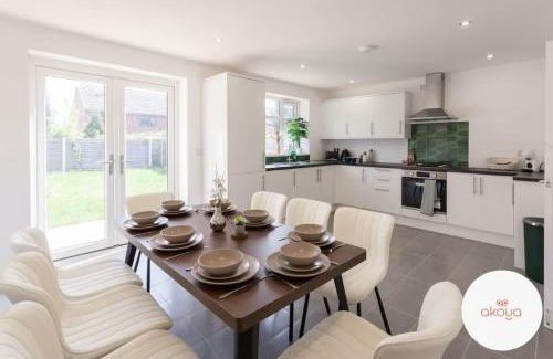Offerton House | Long Stay Luxury and Comfort Escape in Manchester