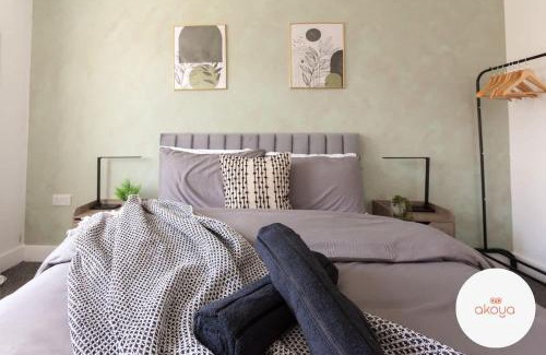 Offerton House | Long Stay Luxury and Comfort Escape in Manchester