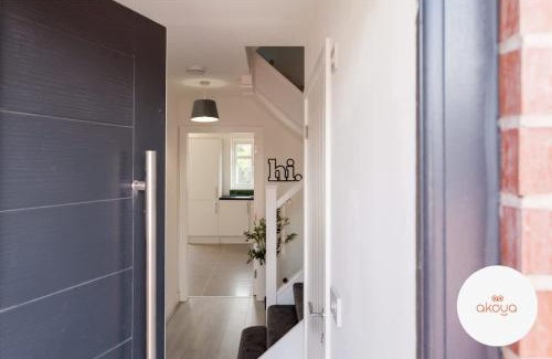 Offerton House | Long Stay Luxury and Comfort Escape in Manchester