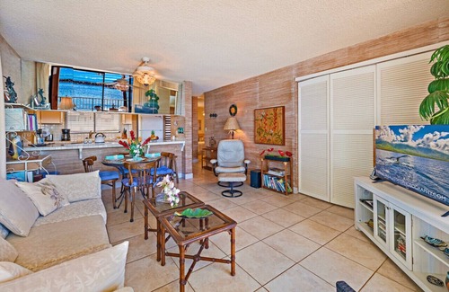 Maalaea Condo | Long Term Rental Maalaea Yacht Marina Oceanfront