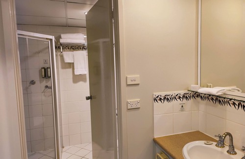 Greenway Apartment | Long term Studio Apartment with Balcony,