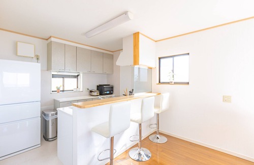 Tsubaki Onsen House | LONG VACATION