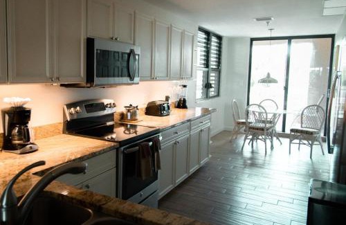 Longboat Key Apartment | Longboat Bay Club