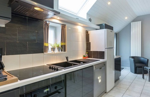 Plouguin Cottage | Longère (traditional long house) with covered and heated swimming pool in the Domaine des Abers*.