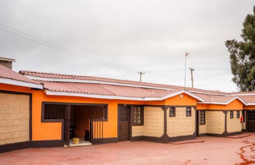 Mai Mahiu Hotel | Longonot Transit Hotel- Mai Mahiu