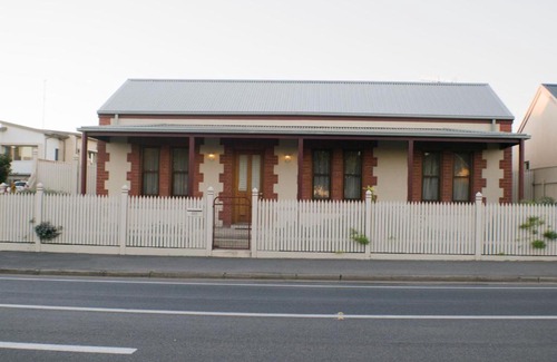 Port Elliot House | Longreach at Port Elliot