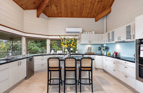Doonan House | Longreach - Panoramic Views & Poolside Bliss