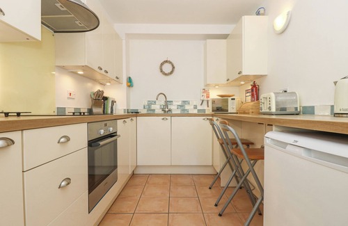 Saint Martin Cottage | Longships