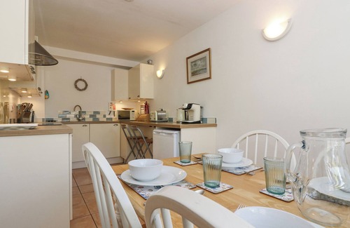 Saint Martin Cottage | Longships