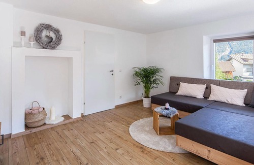Imst Apartment | Look forward to a relaxing vacation in an idyllic location in this vacation apartment.