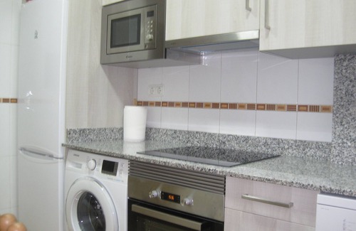 Santander Condo | LOOKING AT THE BAY. BEACH. CITY CENTER, WIFI