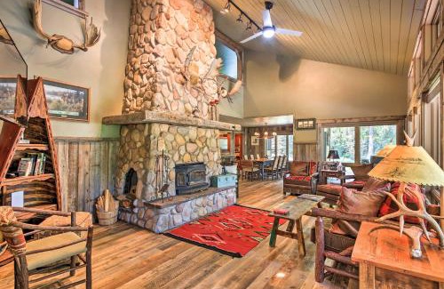 Troy House | Loose Moose Lodge - 31 Acres on Yaak River!