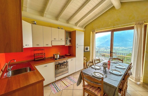 Cerceno Apartment | Lorenzo Panorama Holiday Apartment
