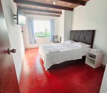 Huaral Hotel | Los Angeles Hotel