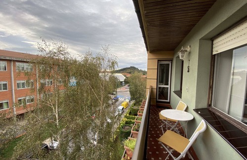 Moreaga Apartment | Los Angeles House