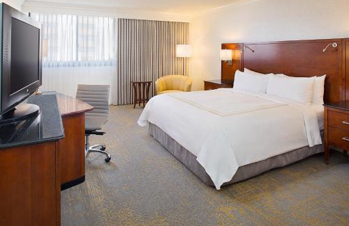 Burbank Hotel | Los Angeles Marriott Burbank Airport