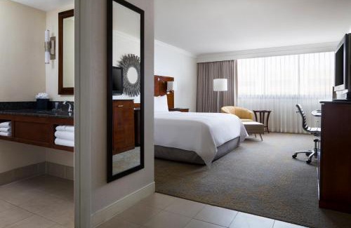Burbank Hotel | Los Angeles Marriott Burbank Airport