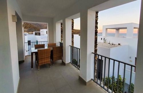 Playa Macenas Apartment | Los Cactus House