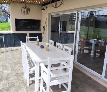 San Pedro House | Los colibries