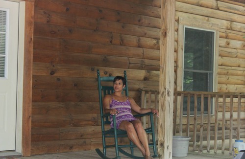Hico Cabin | Lost Paddle Beautiful 2 Bedroom Cabin in the woods