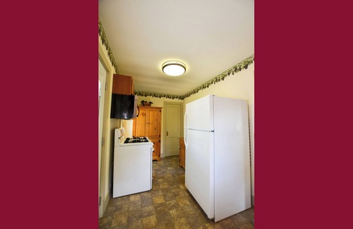 Town of Varick Cottage | Lotta Leisure: Family Retreat