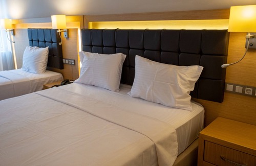 Old Town Hotel | Lotus Park Hotel