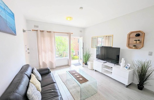 Manly Apartment | Lotus Stay Manly - Apartment 29C
