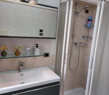 San Bonifacio Apartment | LotusNest - Casa Priv - Matr, Parcheggio, Treno