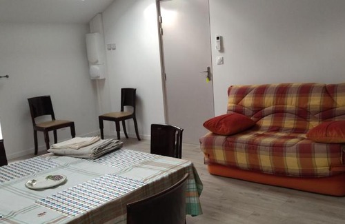Dolmayrac Apartment | LOU COUCUT