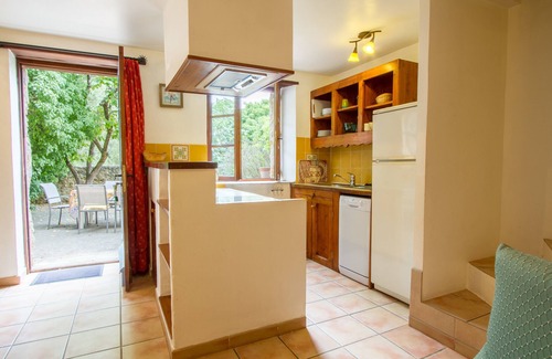 La Haute Maure House | Lou Penequet, a charming Mas in Provence with shared pool, countryside