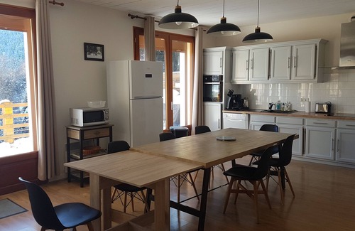 Borderes-Louron Apartment | Louron Valley, views, peace and comfort