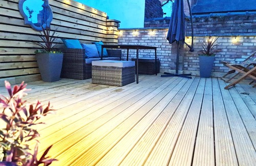 Lincoln House | Love Lane Villa