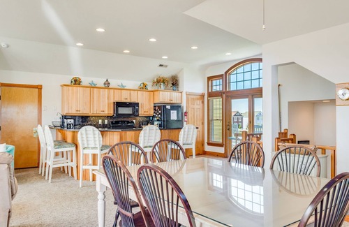 Buck Island House | Love R Shack: Oceanside Duplex, Spa, Shared Pool