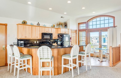 Buck Island House | Love R Shack: Oceanside Duplex, Spa, Shared Pool