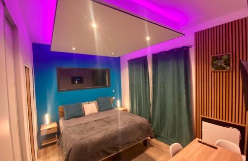 Aussonne Apartment | Love room avec jacuzzi intérieur proche Blagnac
