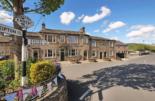 Embsay Cottage | Lovejoy Cottage - luxe cottage on the Yorkshire Dales