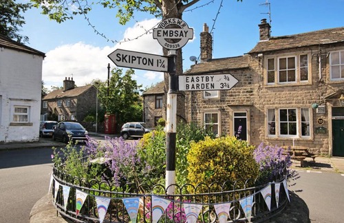 Embsay Cottage | Lovejoy Cottage - luxe cottage on the Yorkshire Dales
