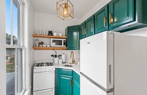 Southwest Raleigh Apartment | Lovely 1 bdrm Apt in heart of downtown Raleigh