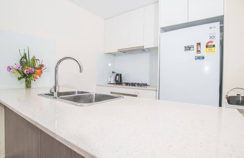 Turramurra Apartment | Lovely 1 bed apartment at Turrumurra with parking