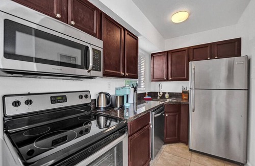 North Beach House | Lovely 1- bedroom rental unit with pool