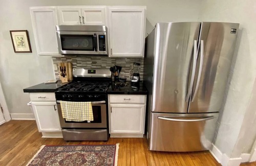 Greater Belhaven Apartment | Lovely 1 BR unit across from Belhaven Town Center