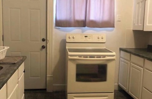 Albion Apartment | Lovely 1BR apartment in charming downtown Albion