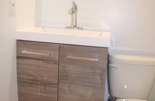 Bridgewater Apartment | Lovely 2-Bedroom Short-Term Furnished Rental Apartment