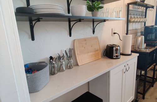 Brighton Heights Apartment | Lovely 2 bed aparment with King bed