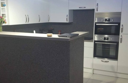 Wyken Apartment | Lovely 2-Bed Apartment in Coventry