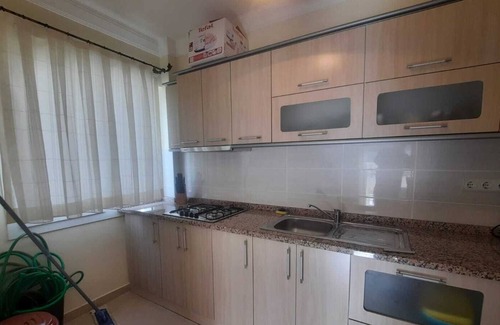 Didim Apartment | Lovely 2-Bed Apartment three communal pool Didim