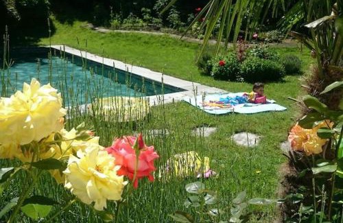 Horgen District House | Lovely 2-bed Suite, Swimmingpool, beach and Boat
