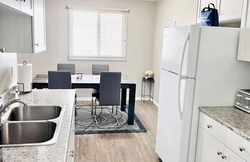 Camrose Apartment | Lovely 2 Bedroom apartment