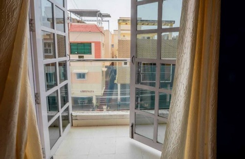 Chennai Condo | Lovely 2-bedroom condo in charming Chennai with AC
