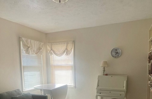 Troy House | Lovely 2-bedroom house in Troy